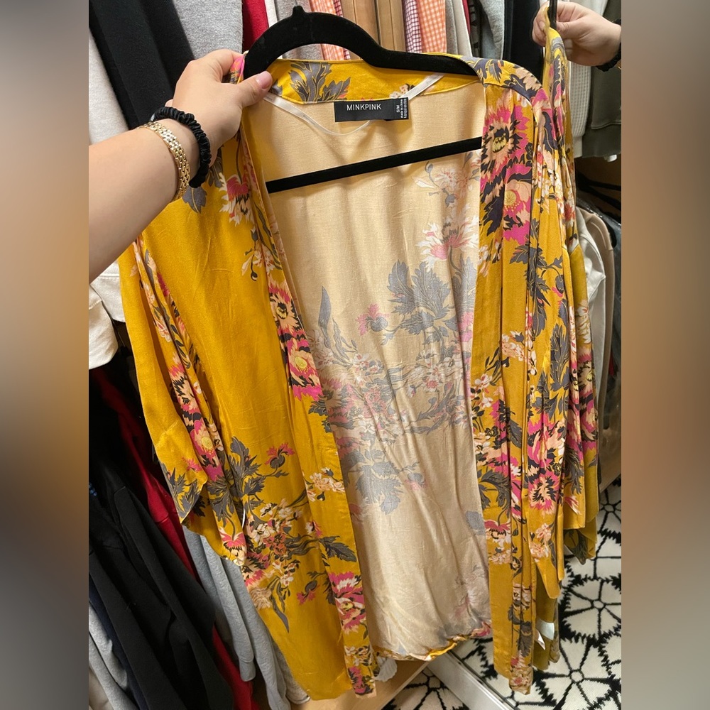 Mink pink beach kimono
